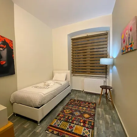 Taksim Sofa House By Rodin Apartament