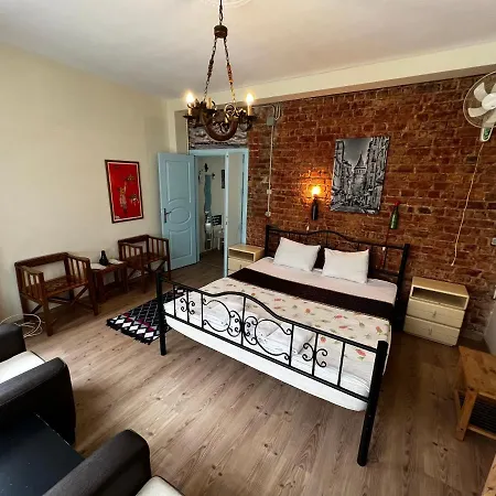 Taksim Sofa House By Rodin